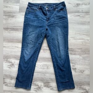 Chico’s Women's Slim Cropped Blue Jeans size 10 (Chico’s 2)